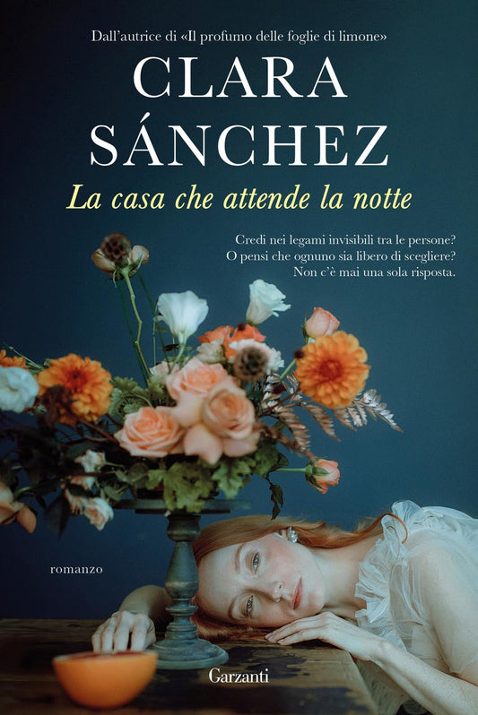 LA CASA CHE ATTENDE LA NOTTE • Clara Sánchez