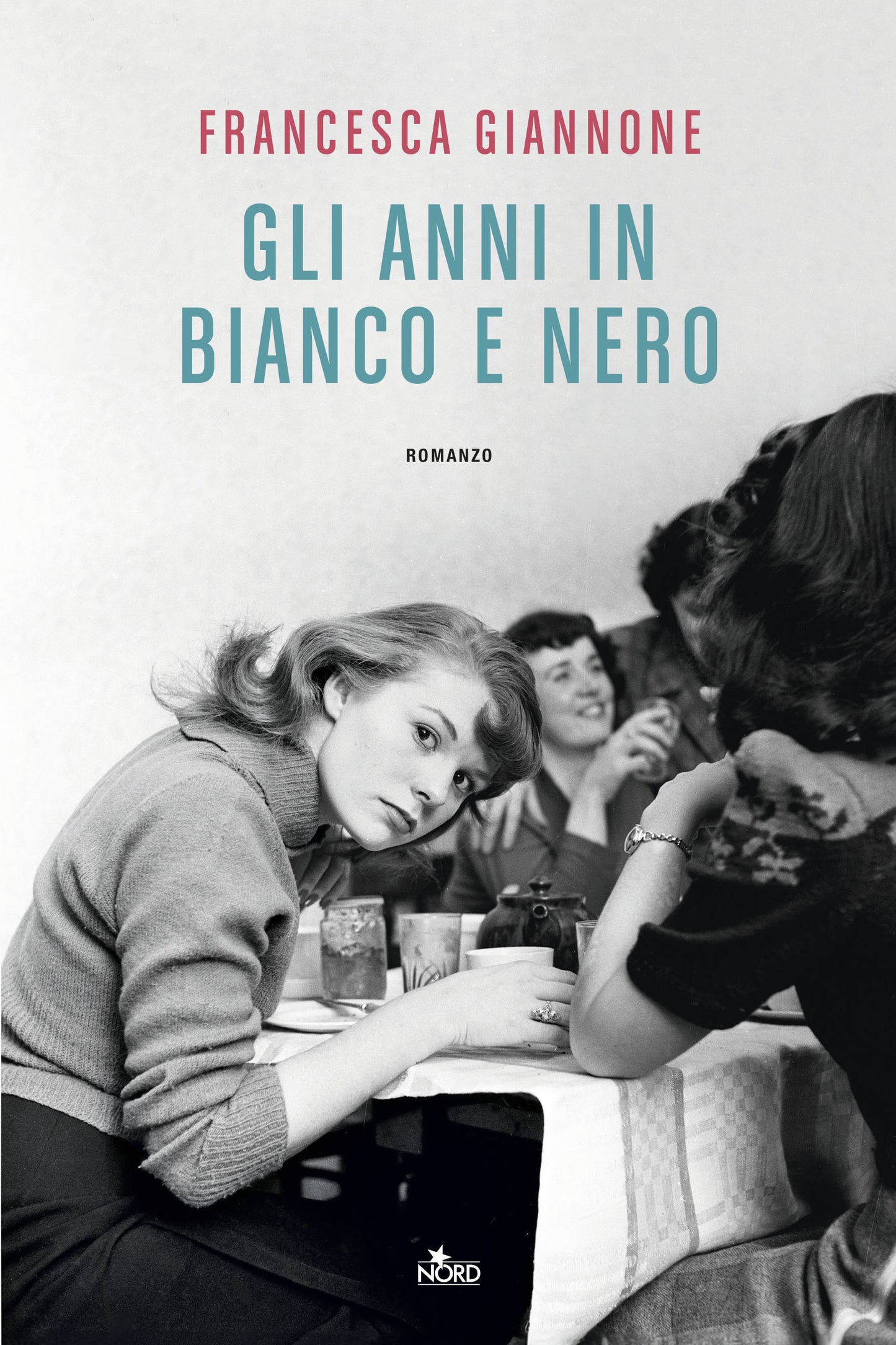 GLI ANNI IN BIANCO E NERO • Francesca Giannone