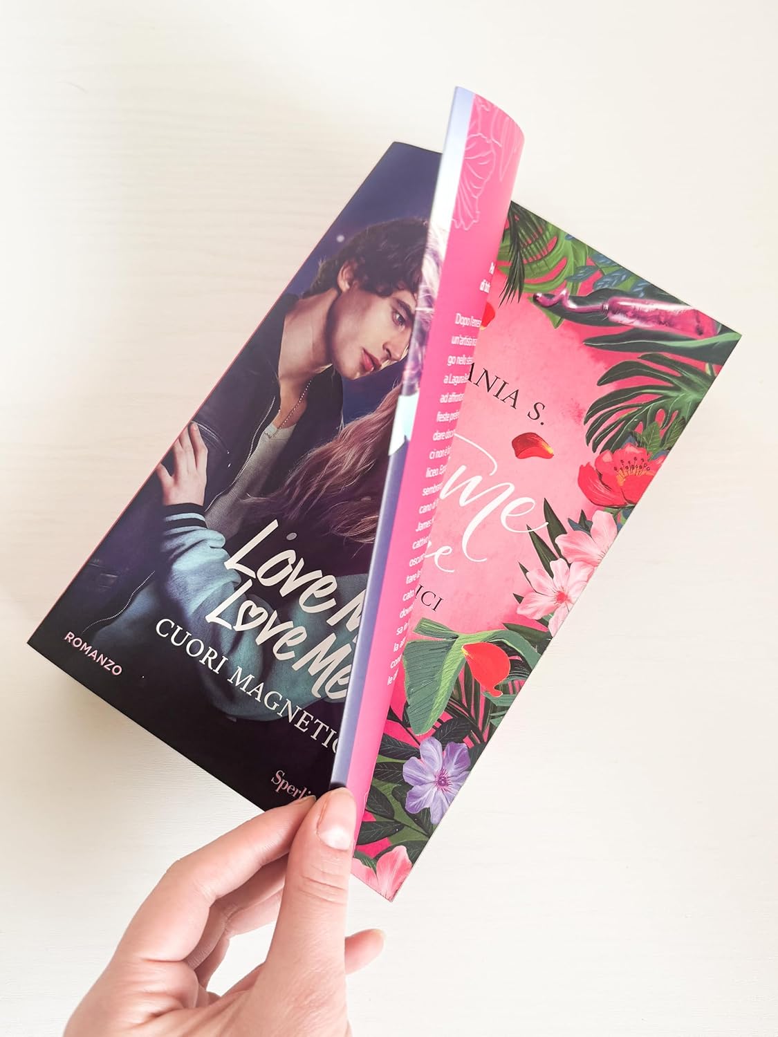 LOVE ME LOVE ME 1. CUORI MAGNETICI • Stefania S.